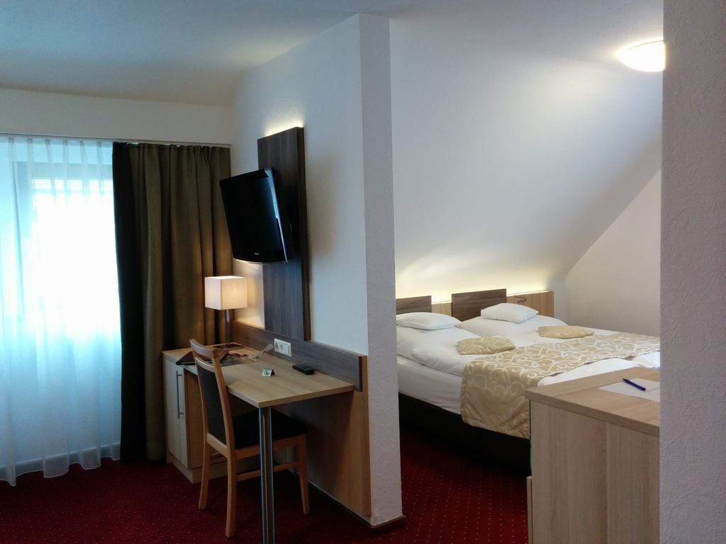 Wellness Hotel Garni Krone Baiersbronn Exterior photo