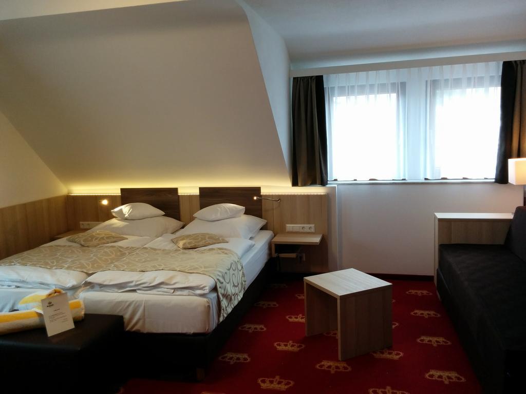 Wellness Hotel Garni Krone Baiersbronn Exterior photo