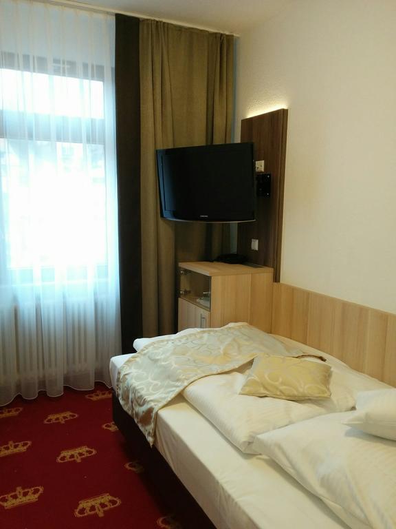 Wellness Hotel Garni Krone Baiersbronn Exterior photo